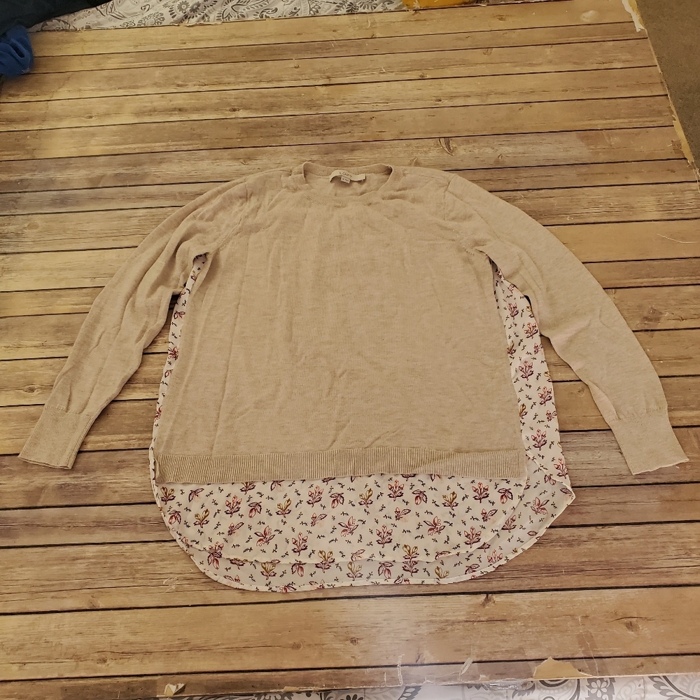 Loft beige and floral flowy top